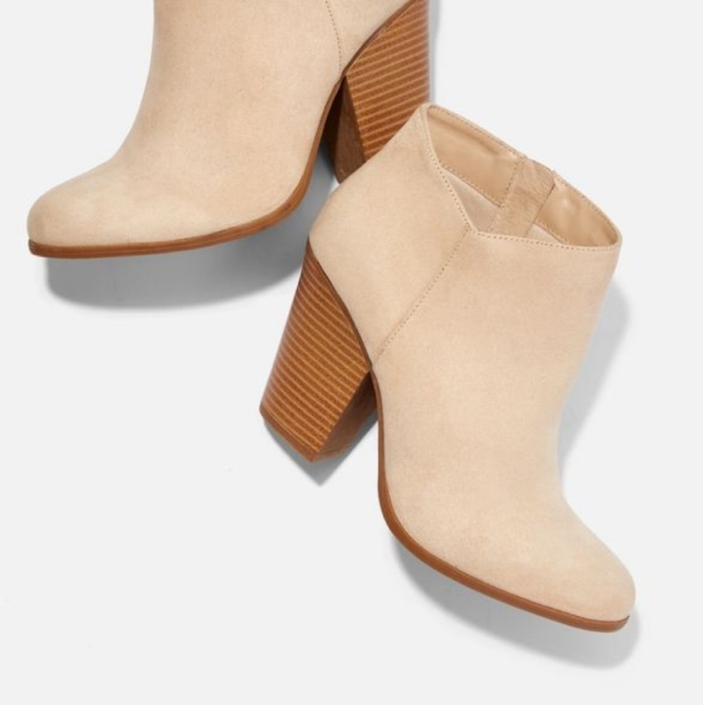 ⭐ New JustFab Western Wild Block Heel Bootie - Picture 2 of 5